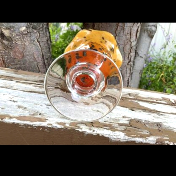 Vase on foot in blown glass with a chamoiré pattern - Picture 3 of 5